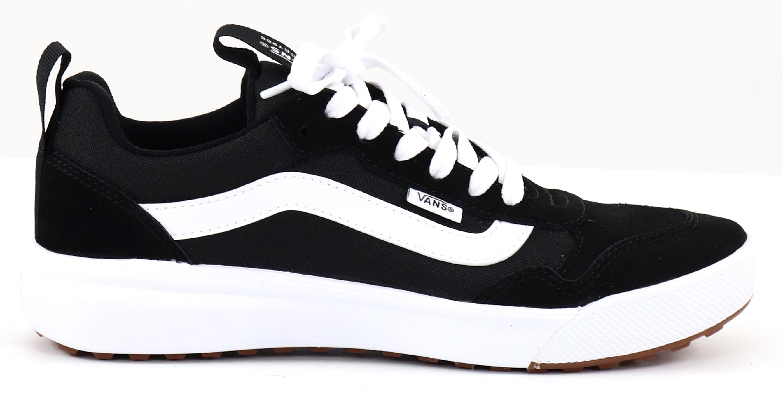 Vans L Der Sneakers Range Exp Svart Vit Stilettoshop Se Webbutik