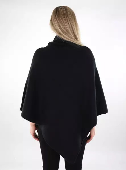 Pieces damponcho Fortuna Highneck svart - Ponchos och slängkappor för damer - 137323 - 2